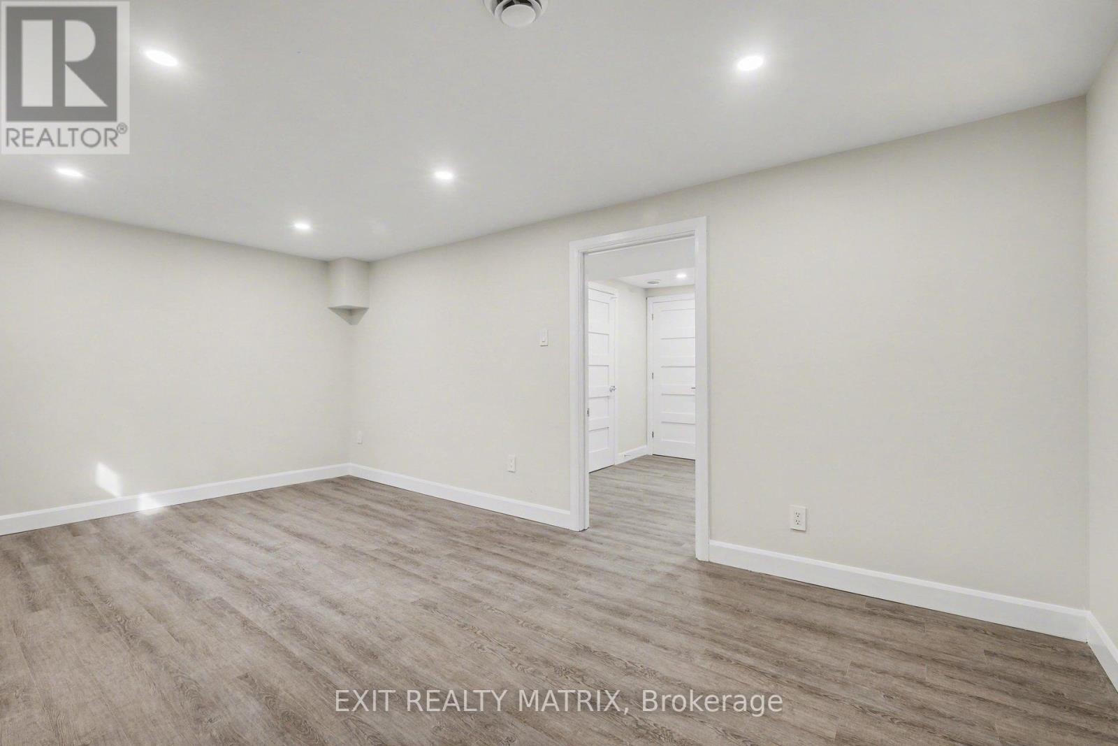 #B 1468 HEATHERINGTON ROAD - 24