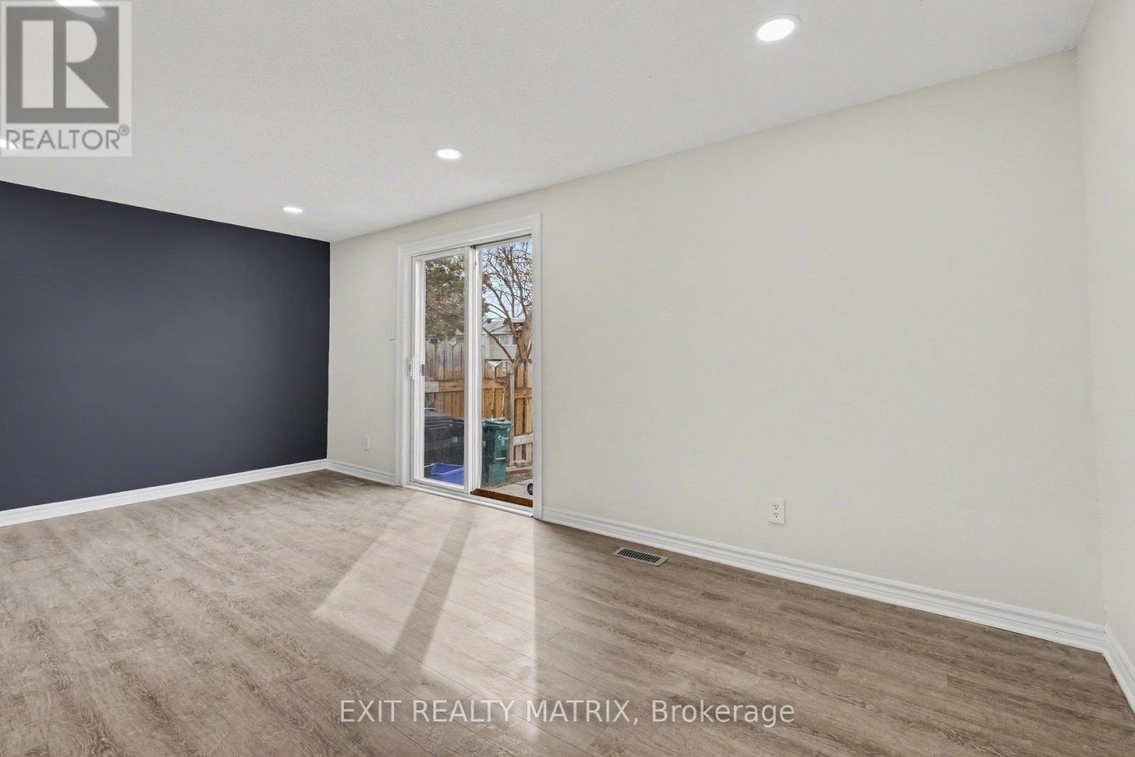 #B 1468 HEATHERINGTON ROAD - 7