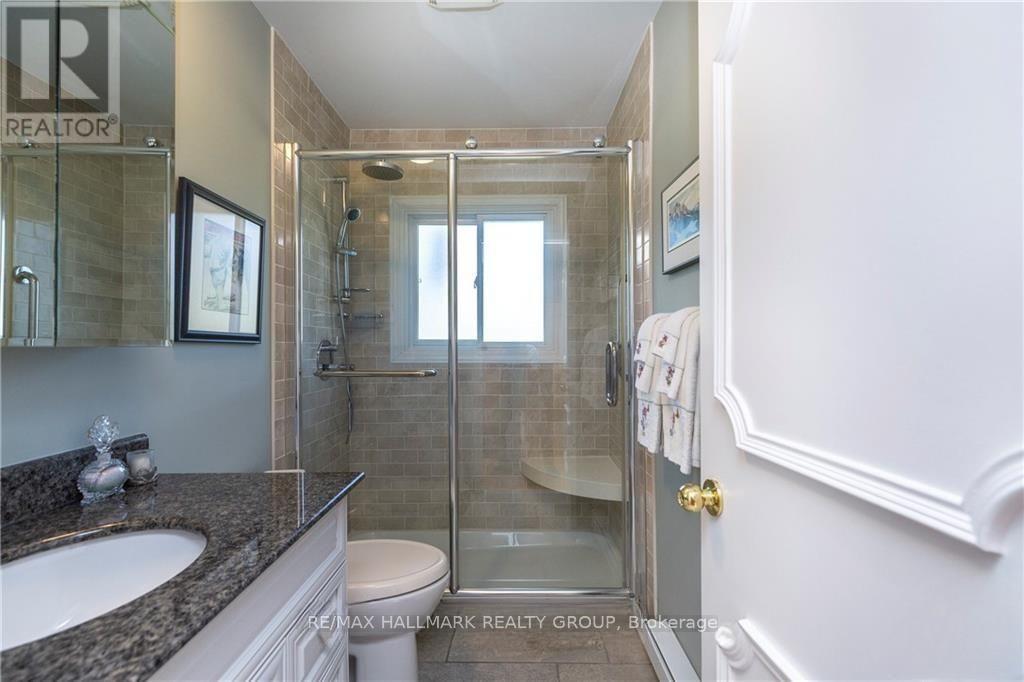 3 Bed, 3 Bath House for Rent in Ottawa – 11 JERRILYNN CRESCENT, Ottawa – MLS# X13058564 - Image 13