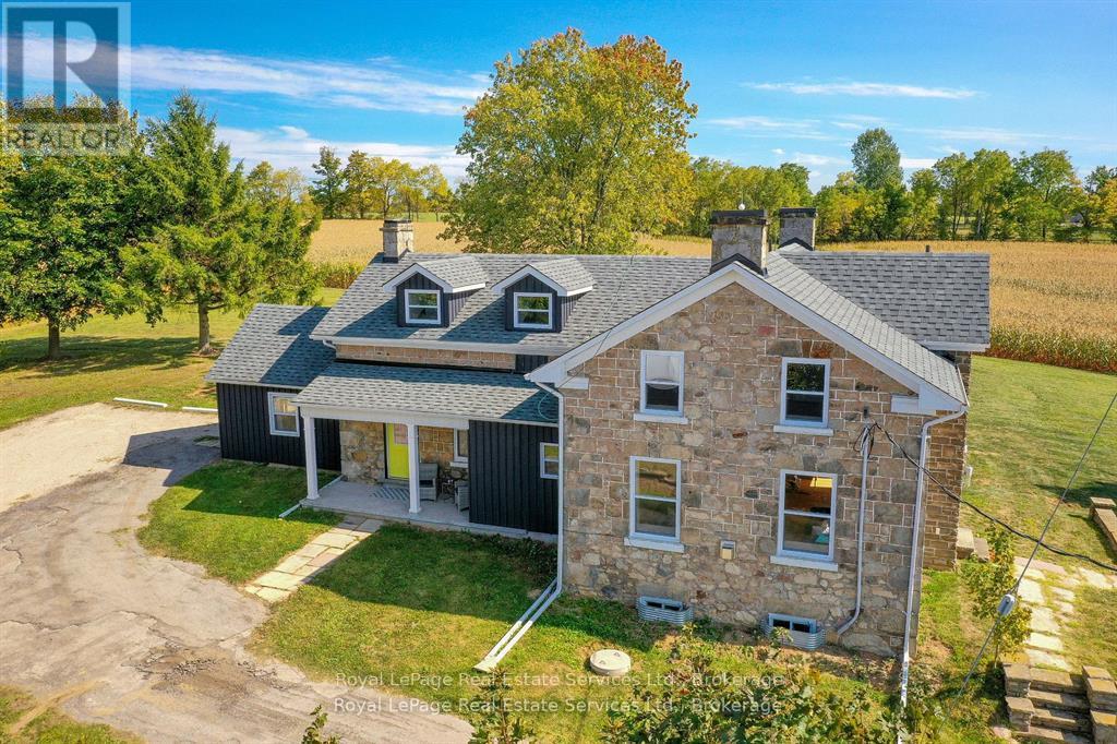 1748 CENTRE ROAD - 3