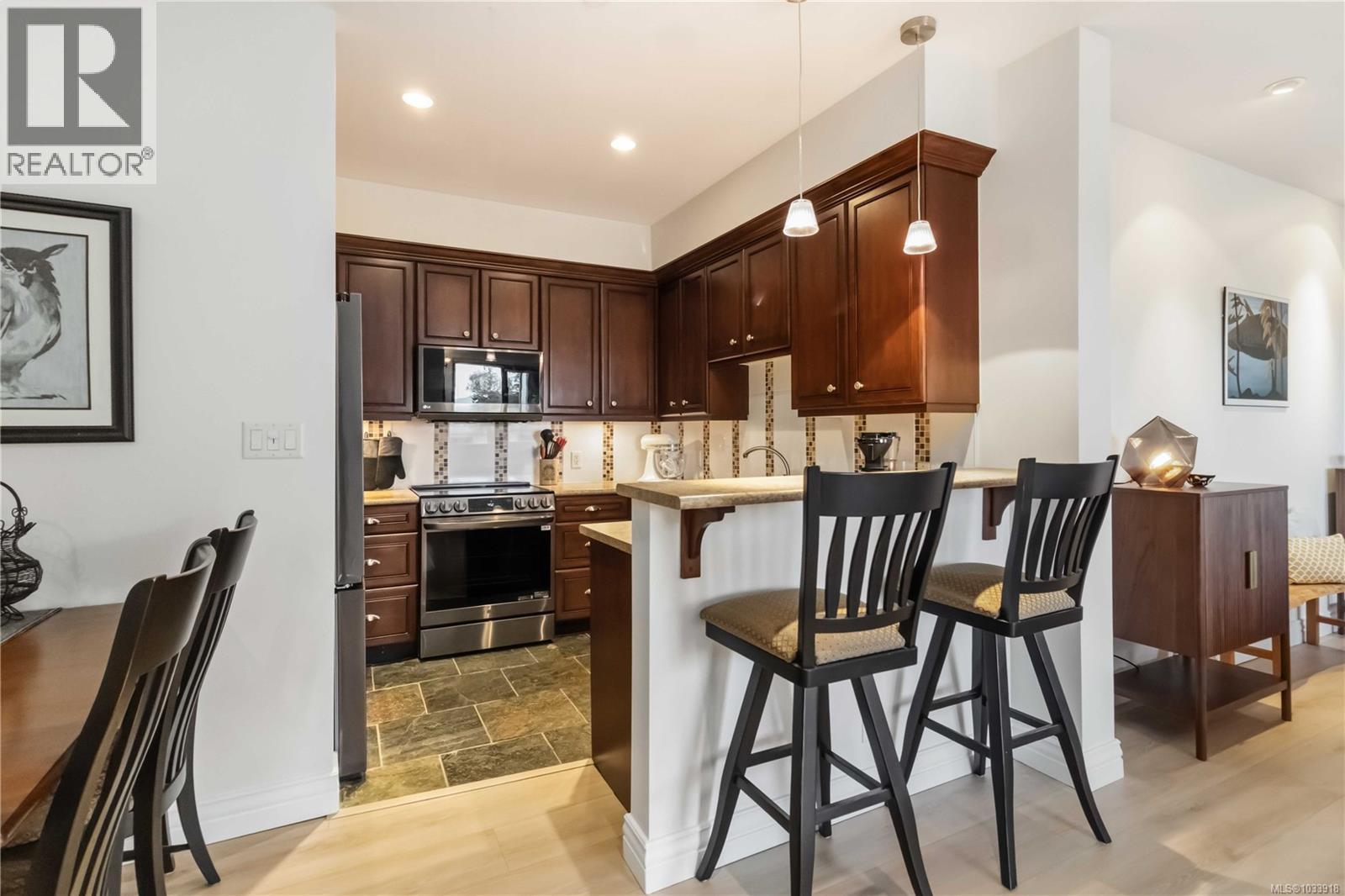 #311 1325 Bear Mountain Pkwy - 5