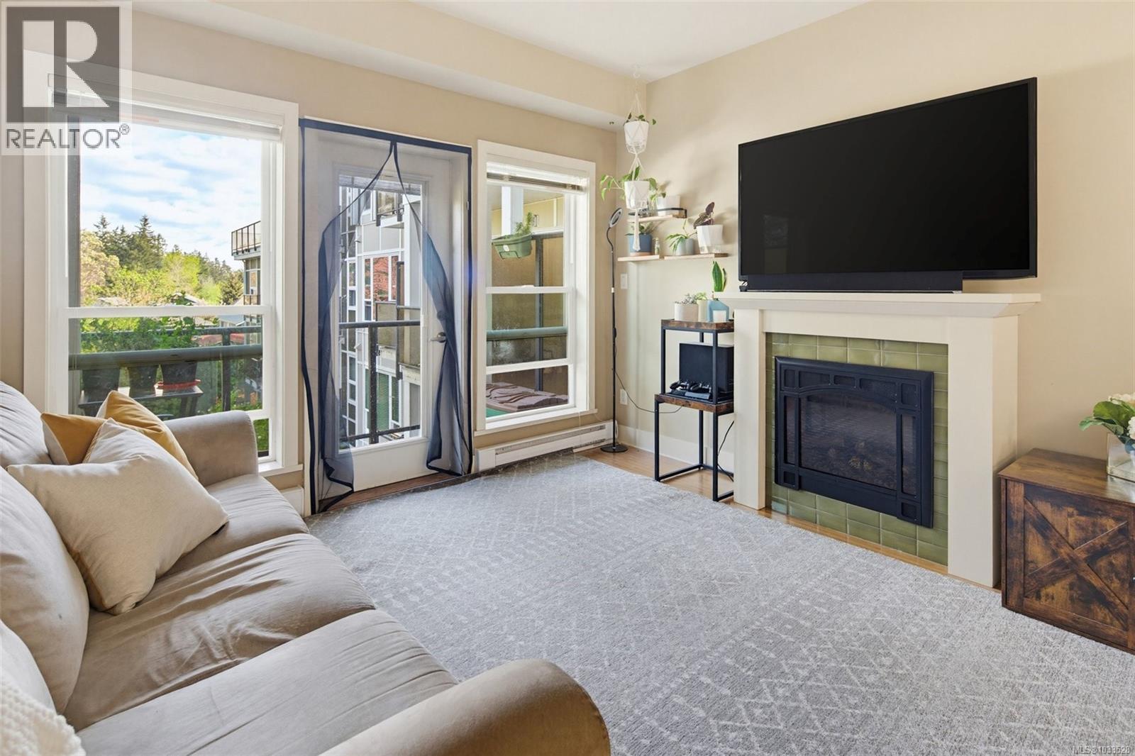 #308 866 Brock Ave - 16