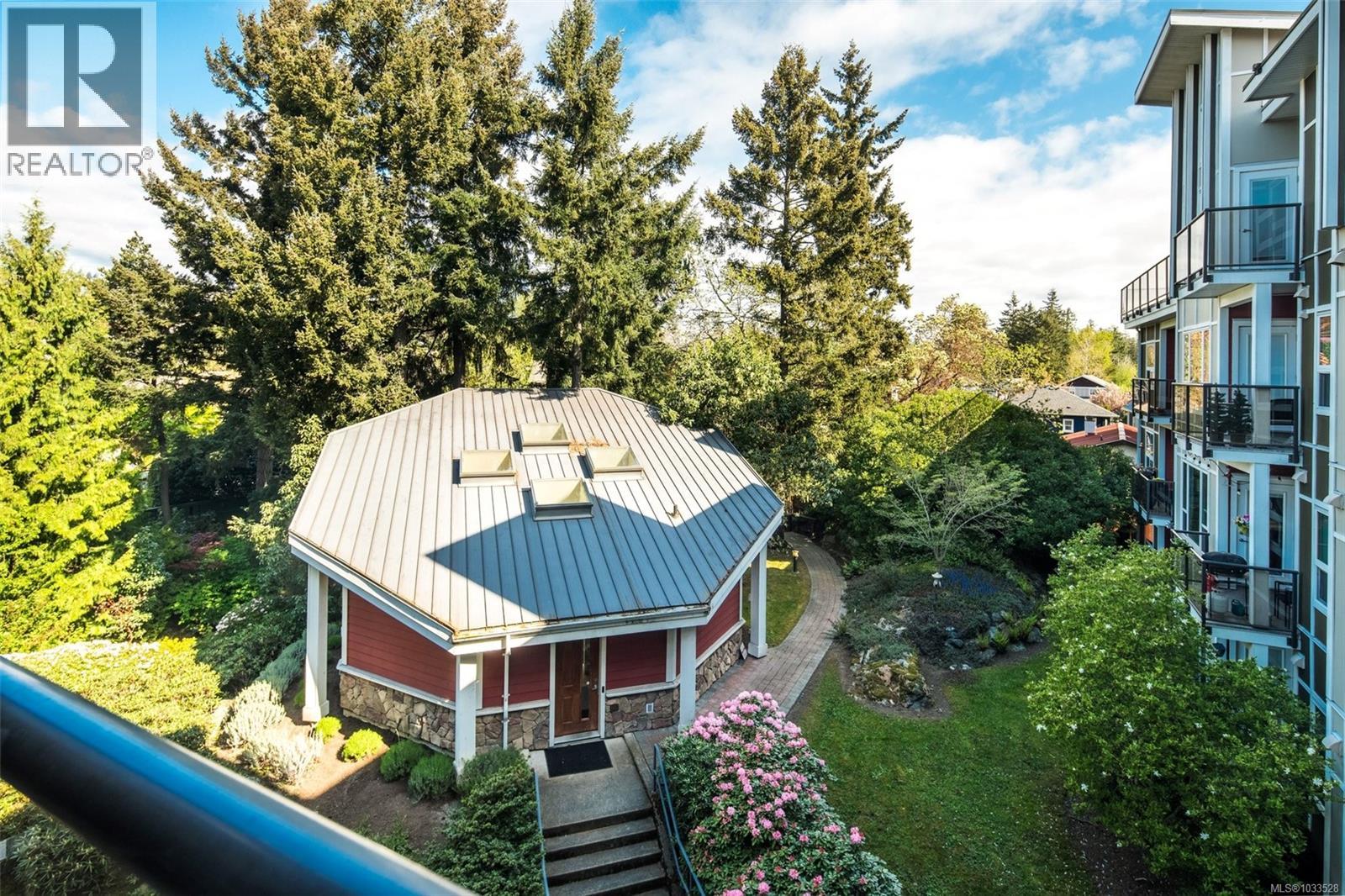 #308 866 Brock Ave - 18