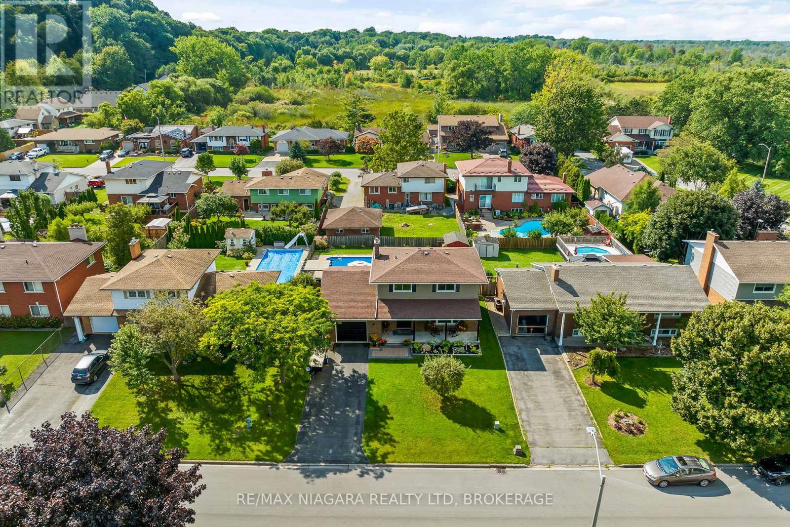 40 GASPARE DRIVE - 35