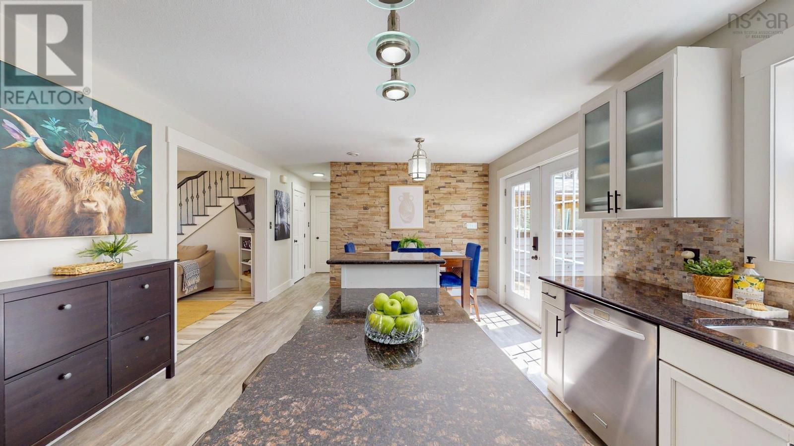 Property 15 of 49 of 489 Alexander Mackenzie Road