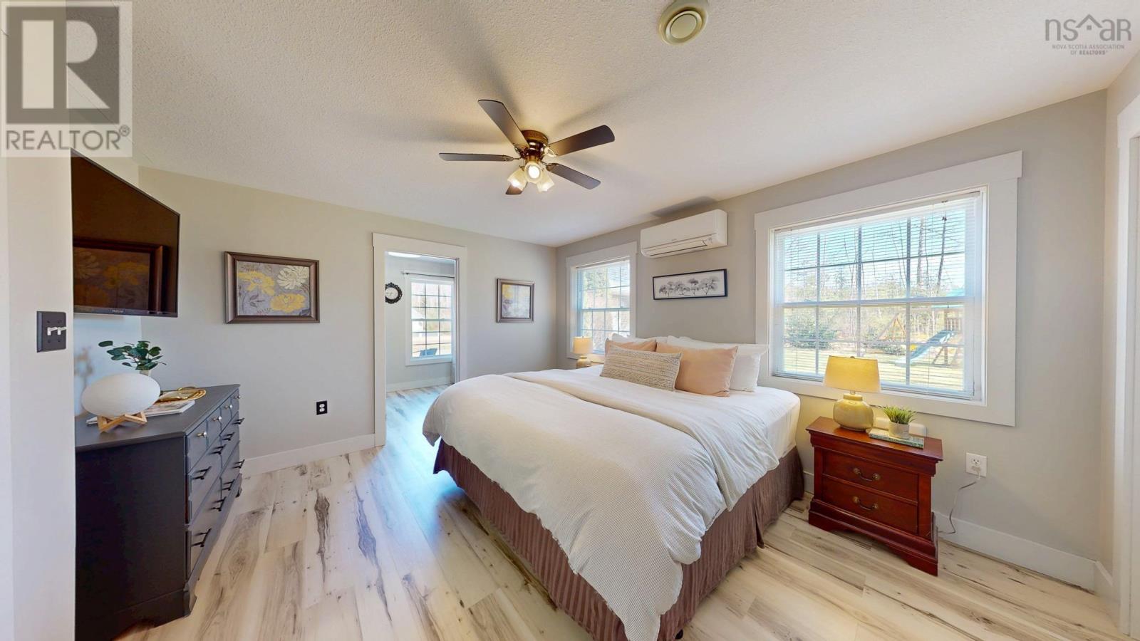 Property 28 of 49 of 489 Alexander Mackenzie Road