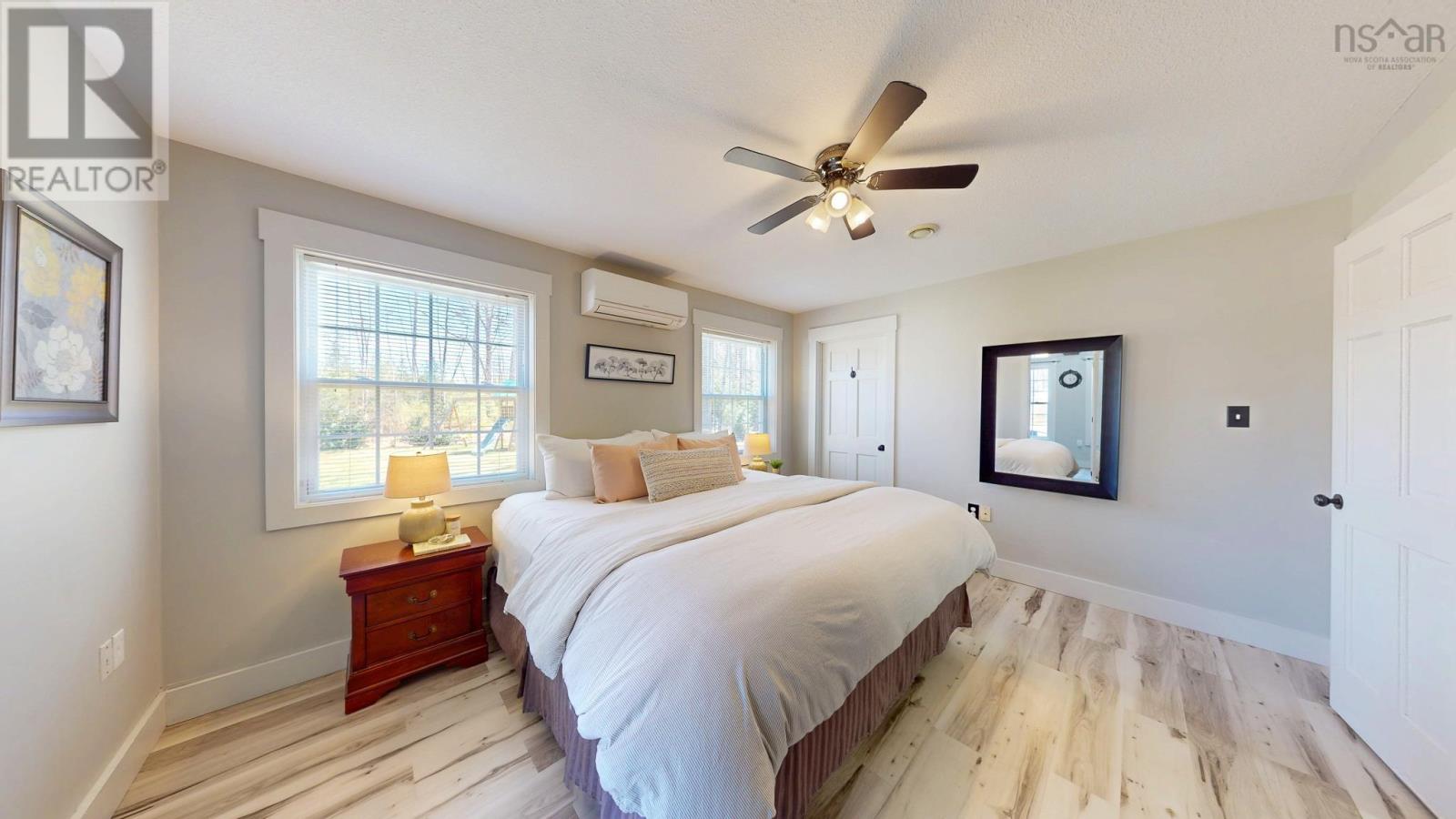 Property 29 of 49 of 489 Alexander Mackenzie Road