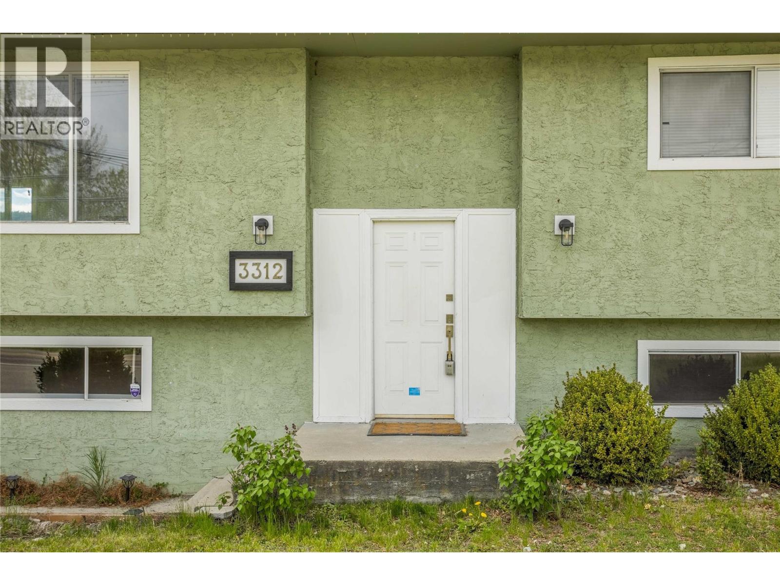  3312 Old Okanagan Highway, West Kelowna