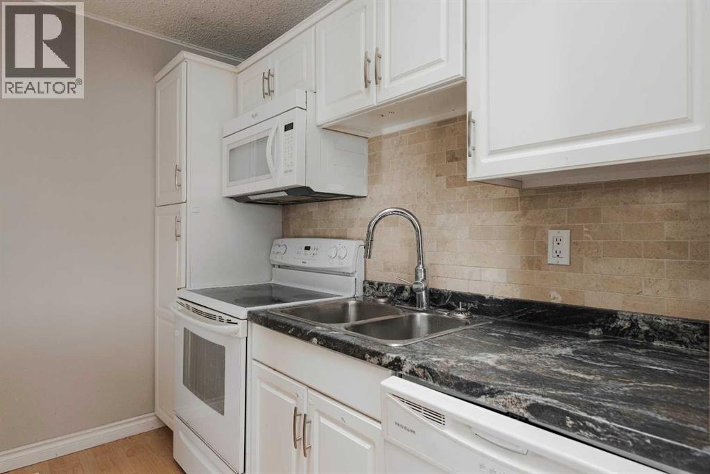 132 Signal Road, Fort McMurray