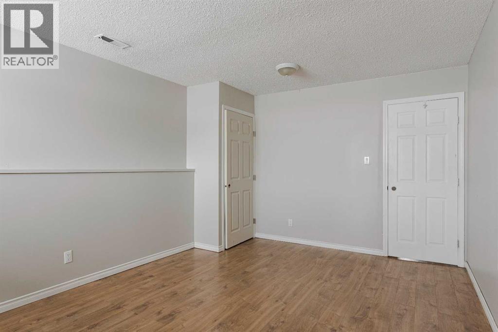 132 Signal Road, Fort McMurray