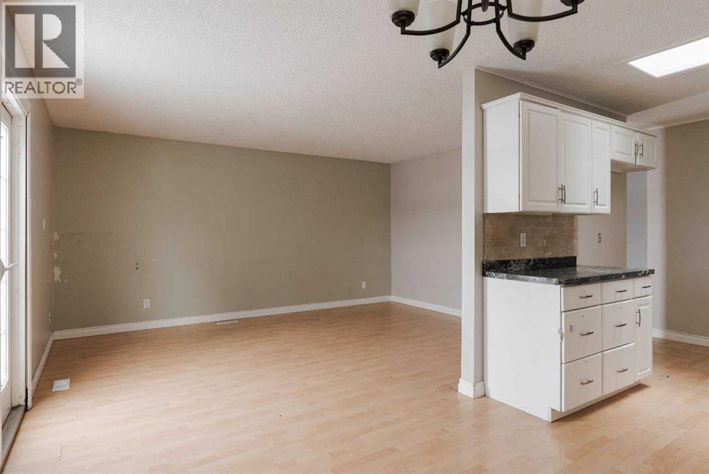 132 Signal Road, Fort McMurray