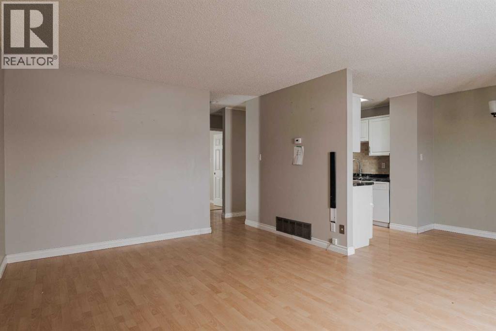 132 Signal Road, Fort McMurray