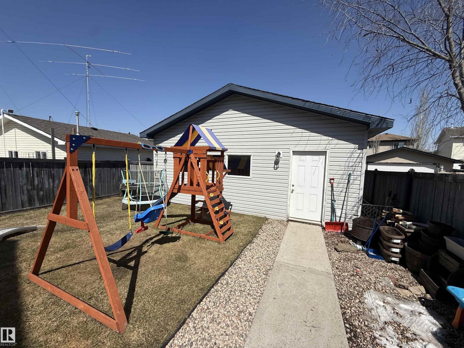 73 BIRCHMONT DR, Leduc