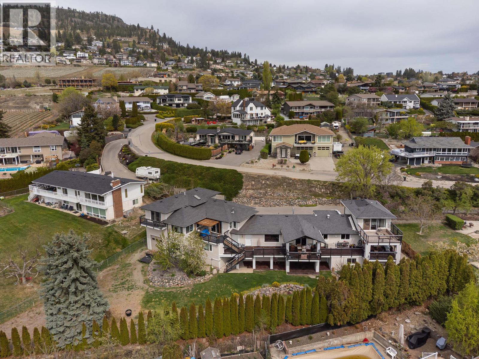  1185 Sunnyside Road, West Kelowna
