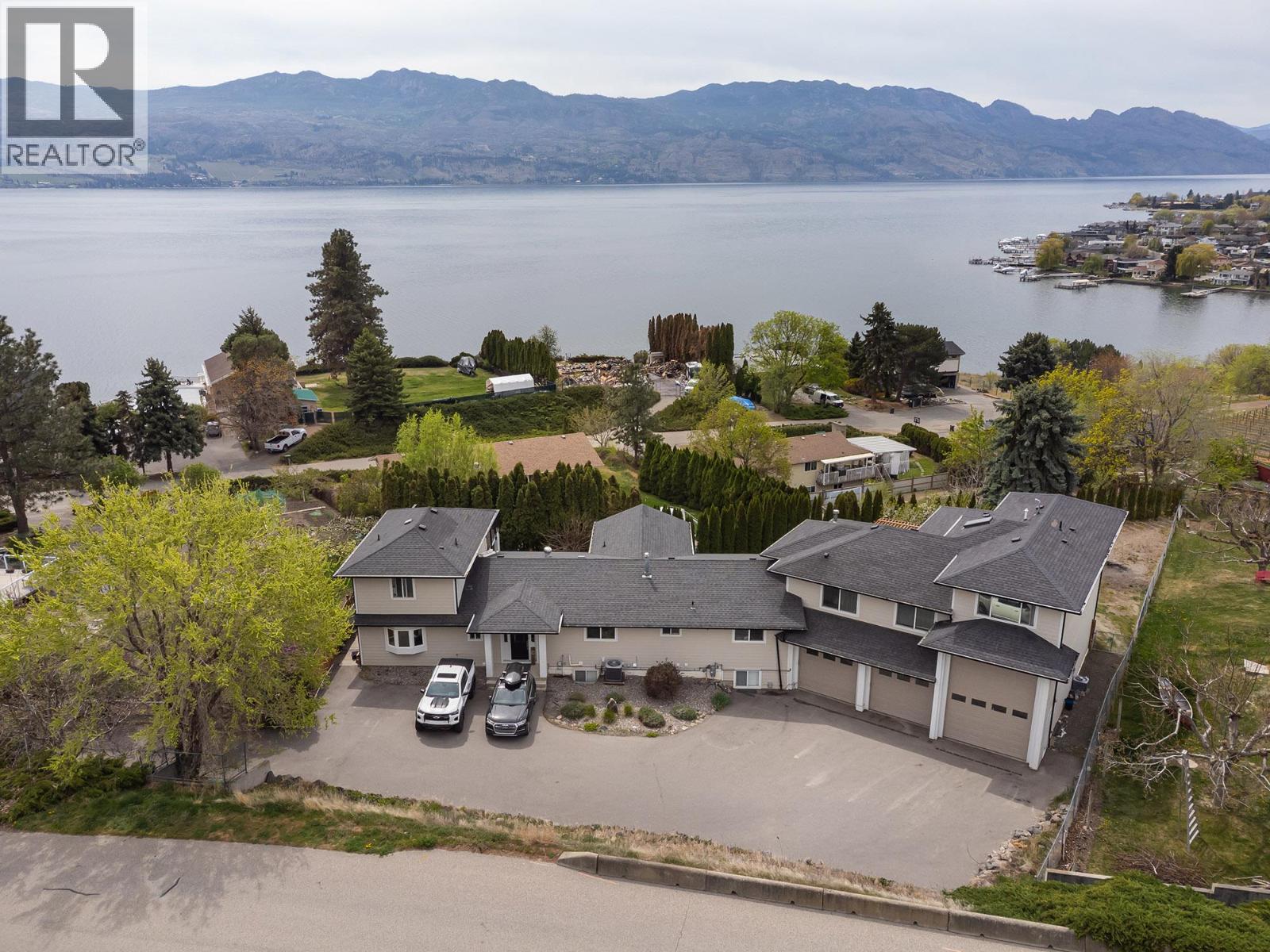  1185 Sunnyside Road, West Kelowna
