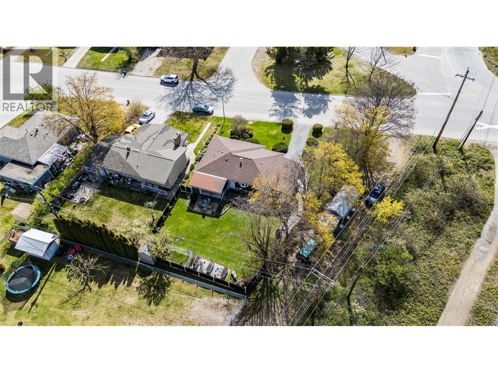 221 Pinewood Drive - 54