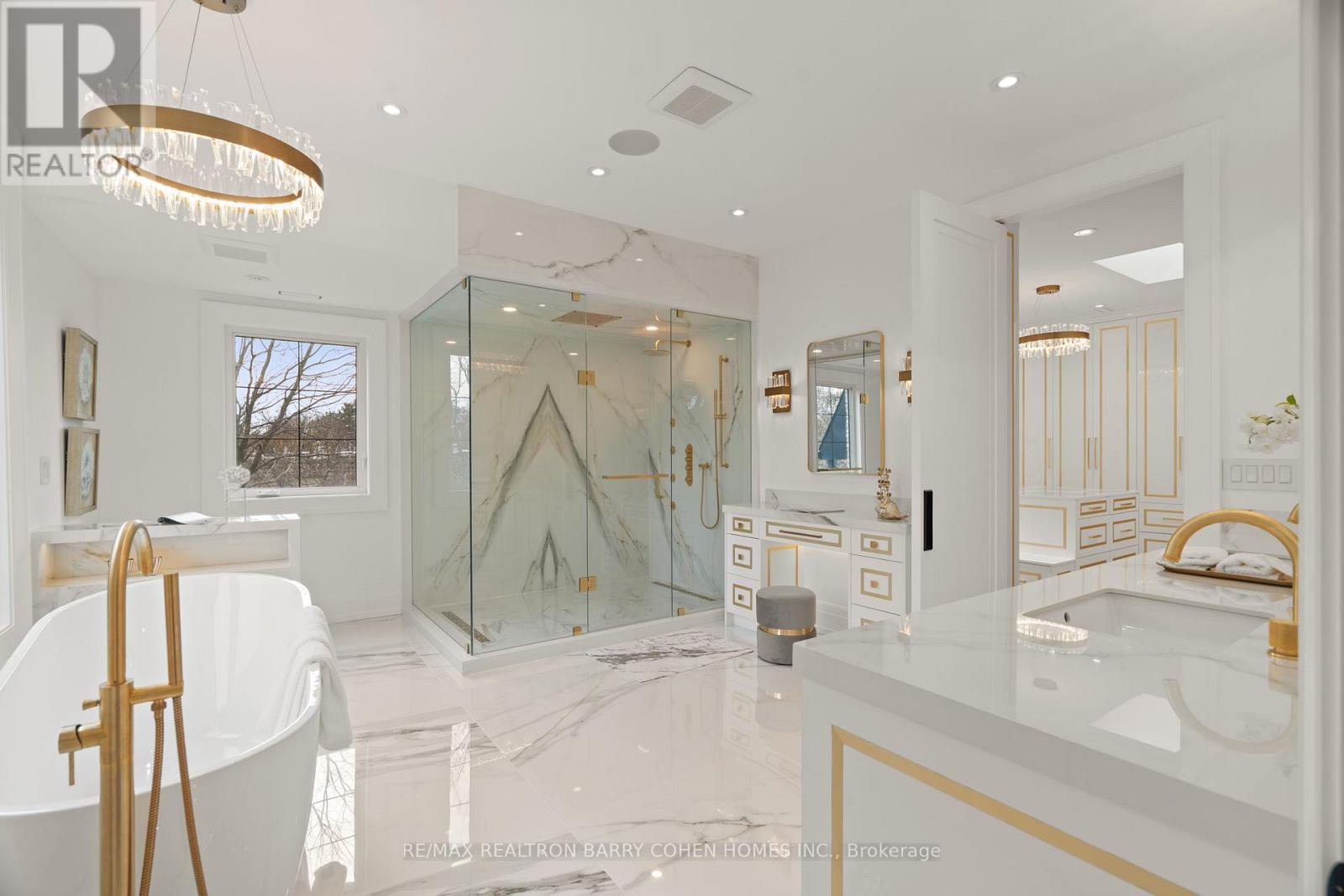 81 UPPER CANADA DRIVE - 27