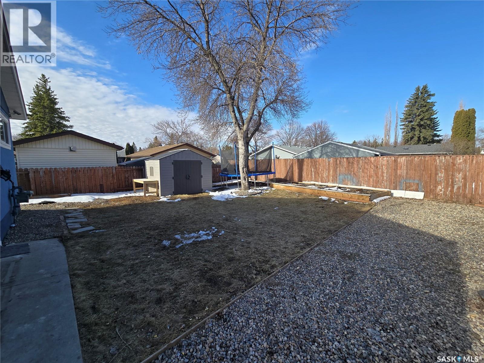 61 Maxwell CRESCENT - 28