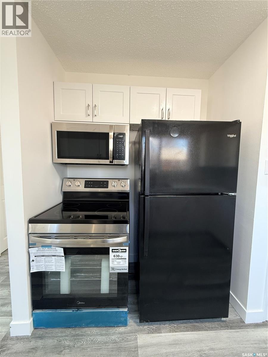 61 Maxwell CRESCENT - 8