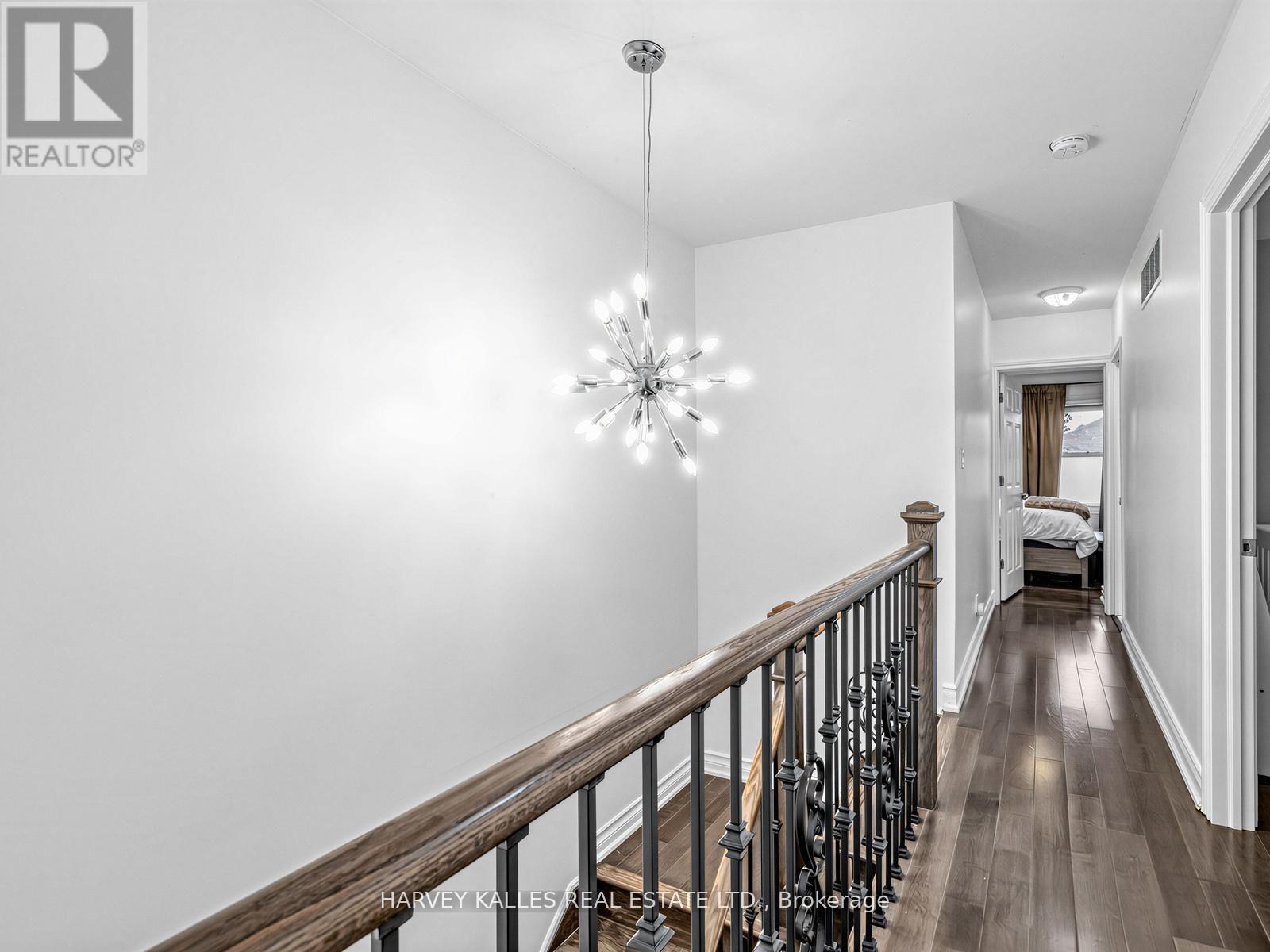 358 MORTIMER AVENUE - 23