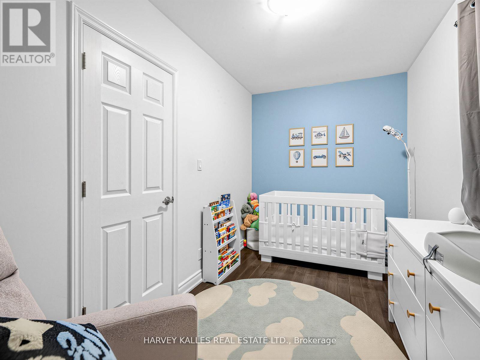358 MORTIMER AVENUE - 25