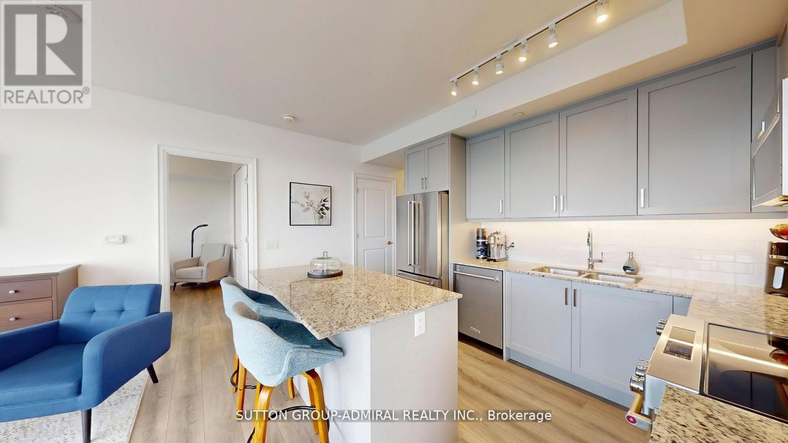 #1103 20 GATINEAU DRIVE - 11