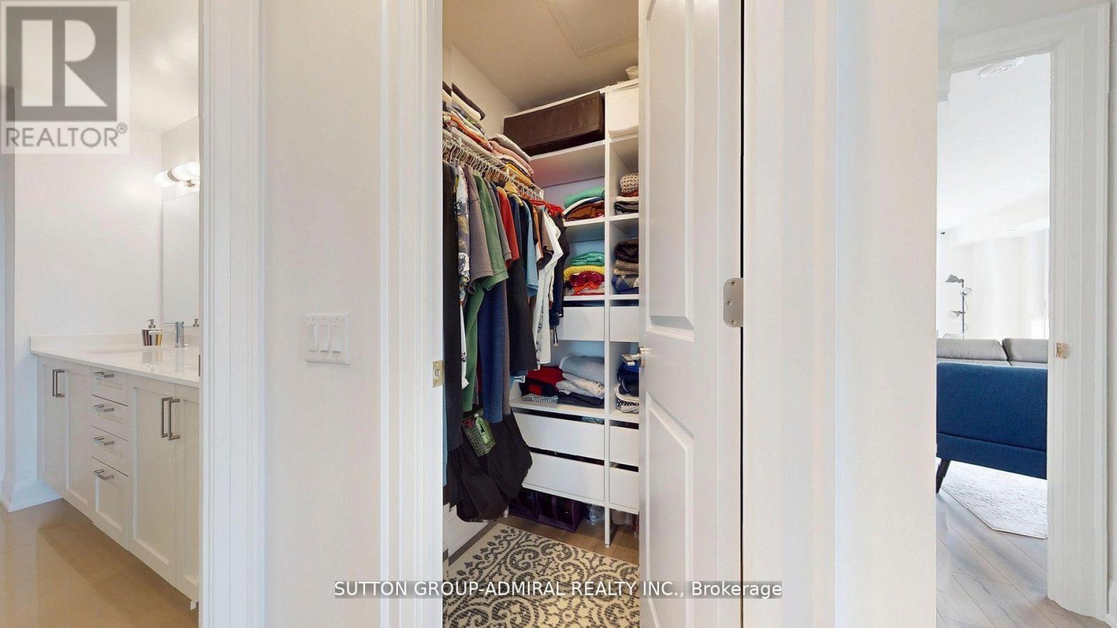 #1103 20 GATINEAU DRIVE - 23