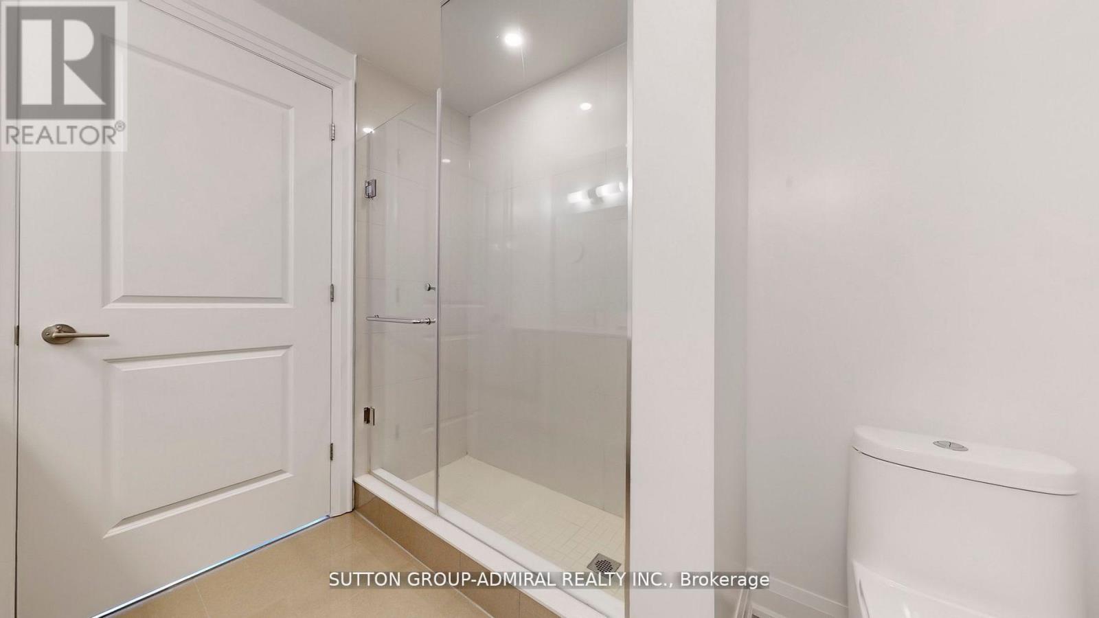 #1103 20 GATINEAU DRIVE - 25