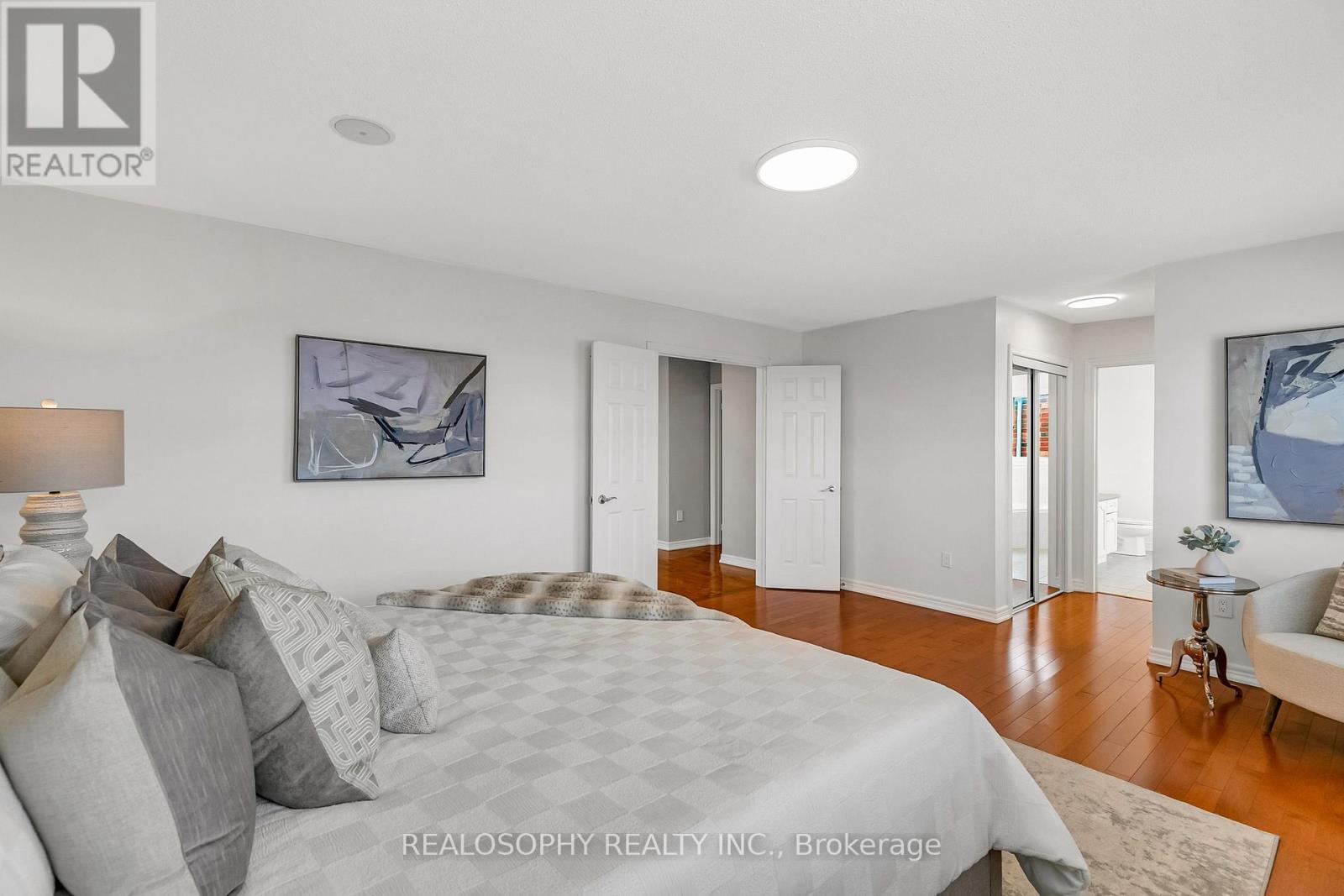 284 BILBROUGH STREET - 14