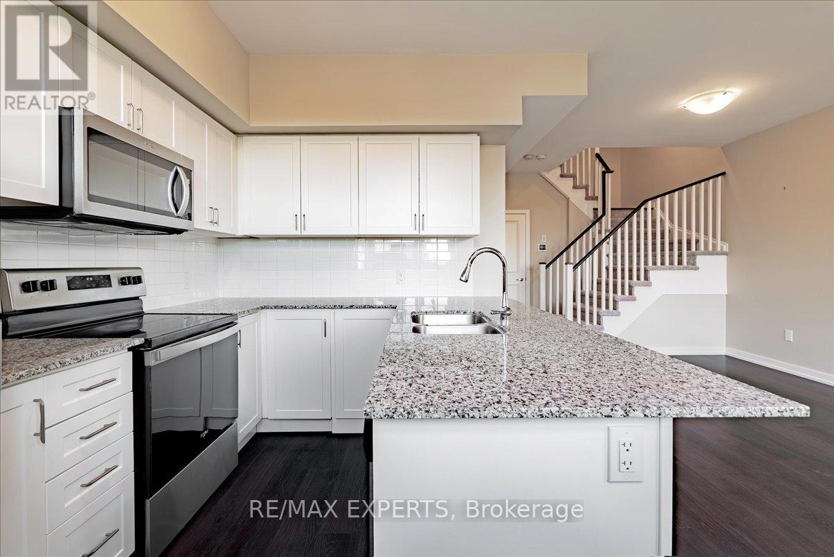 #304 2 LINSMORE PLACE - 18