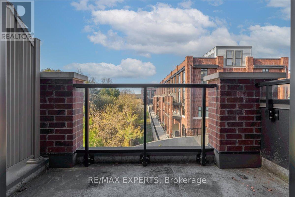 #304 2 LINSMORE PLACE - 20