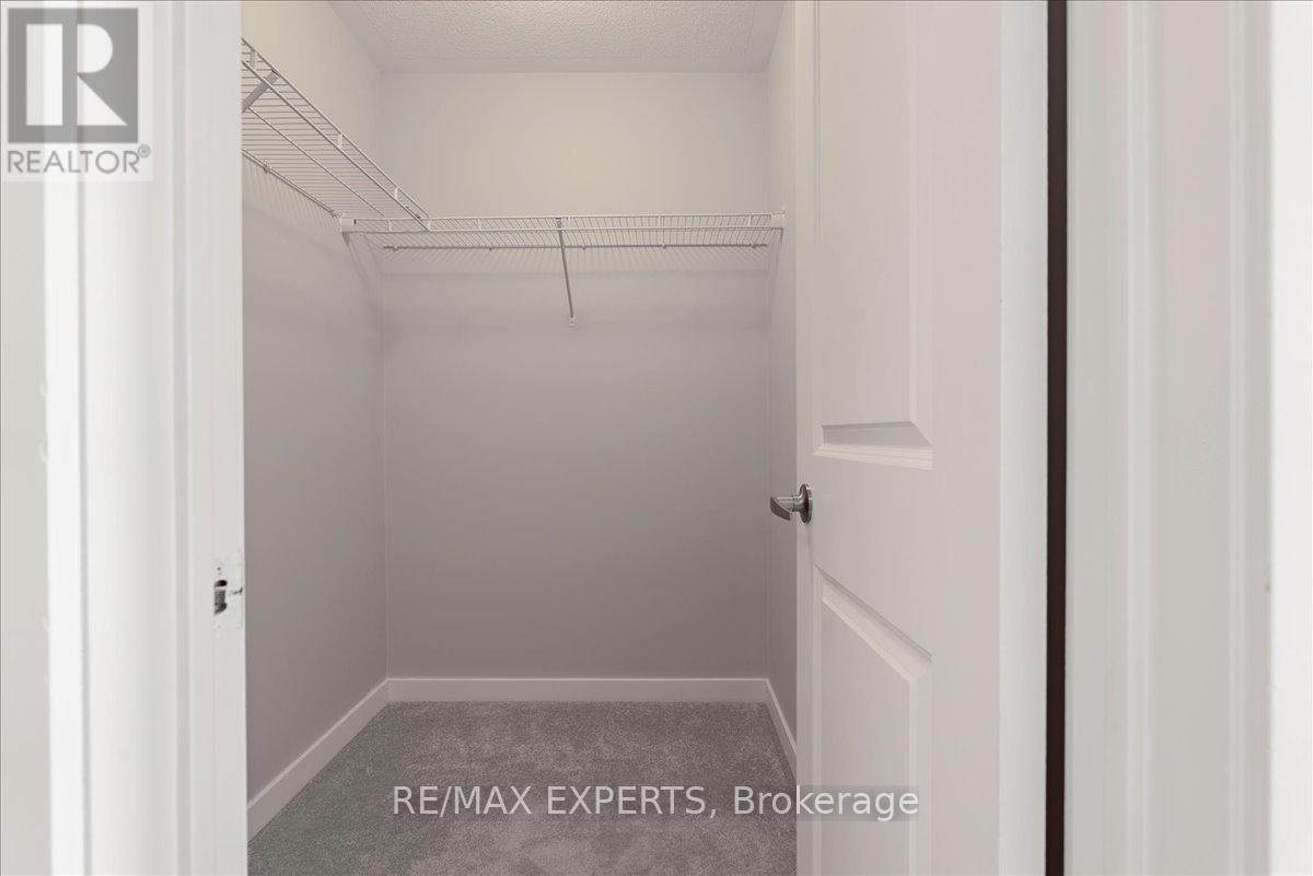 #304 2 LINSMORE PLACE - 27