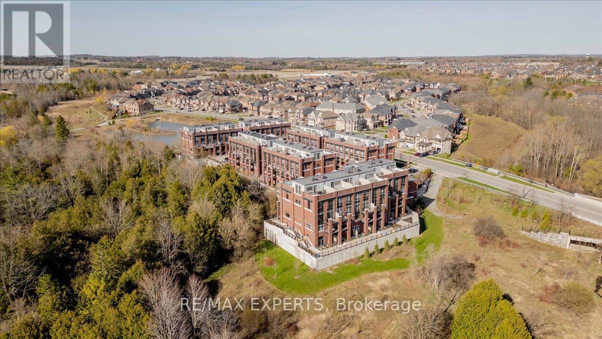 #304 2 LINSMORE PLACE - 47