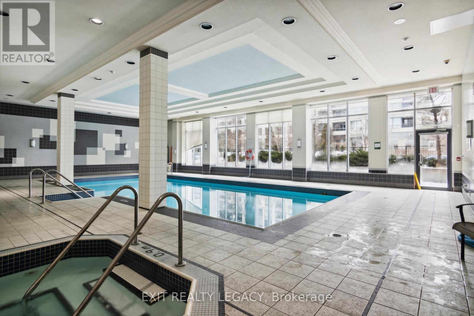 #206 20 NORTH PARK ROAD - 30