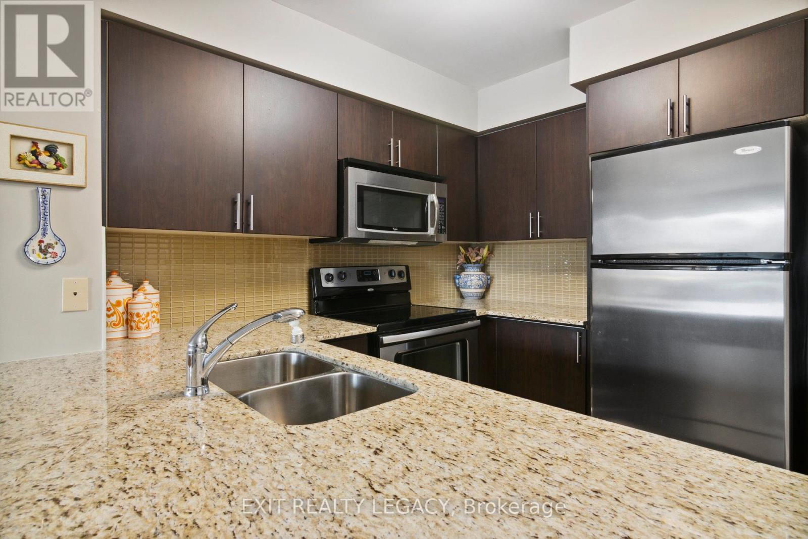 #206 20 NORTH PARK ROAD - 9