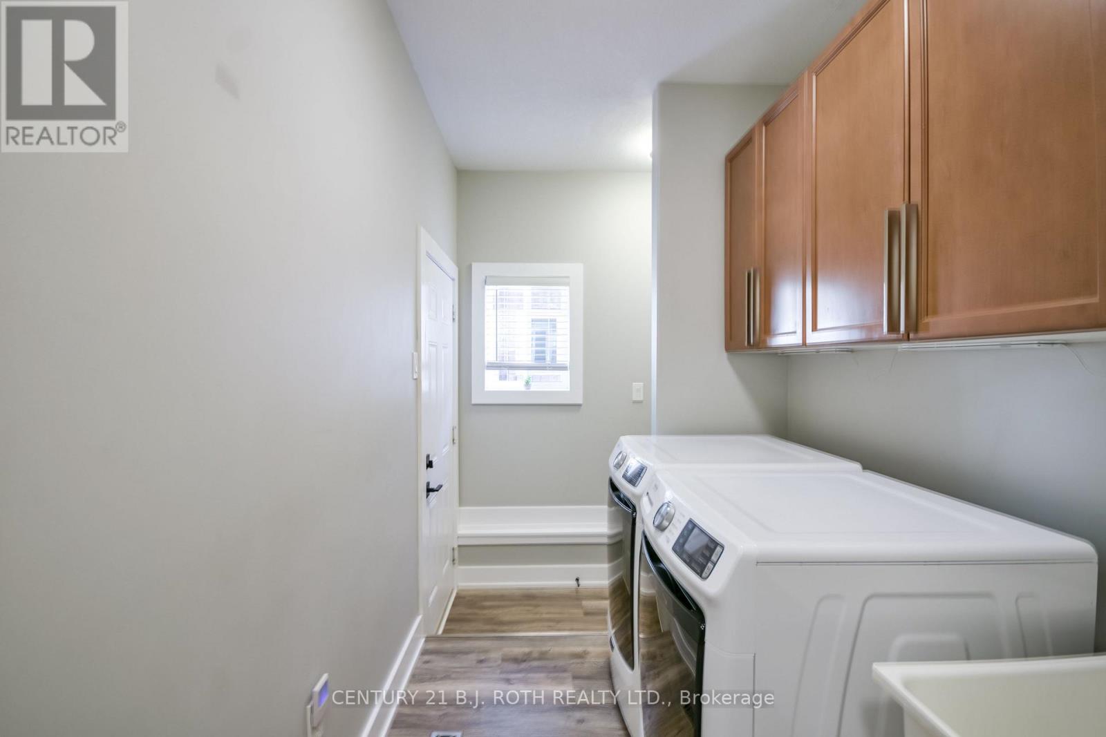27 CLAIRE DRIVE - 25