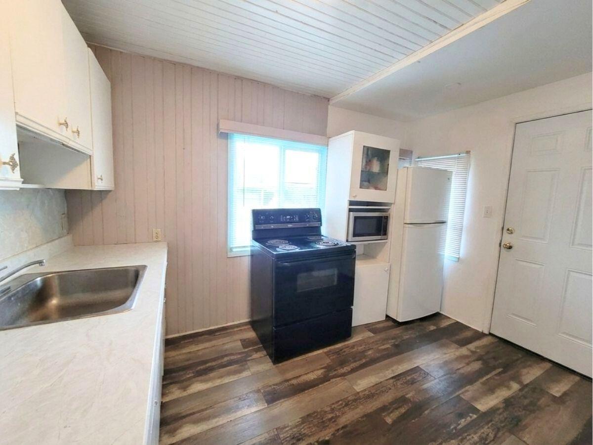 942 LEE STREET - photo 5