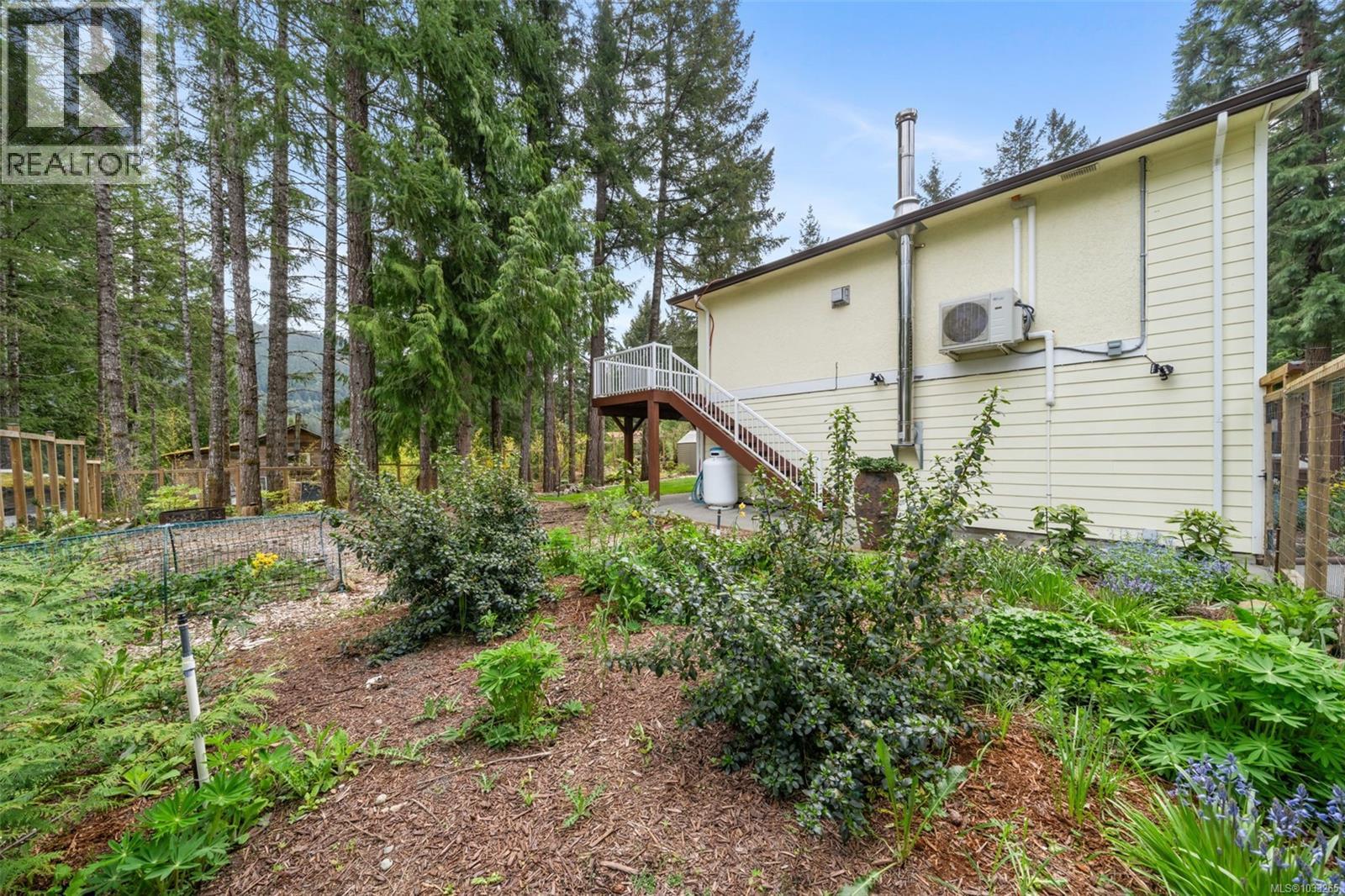 1475 Tharratt Rd - 25