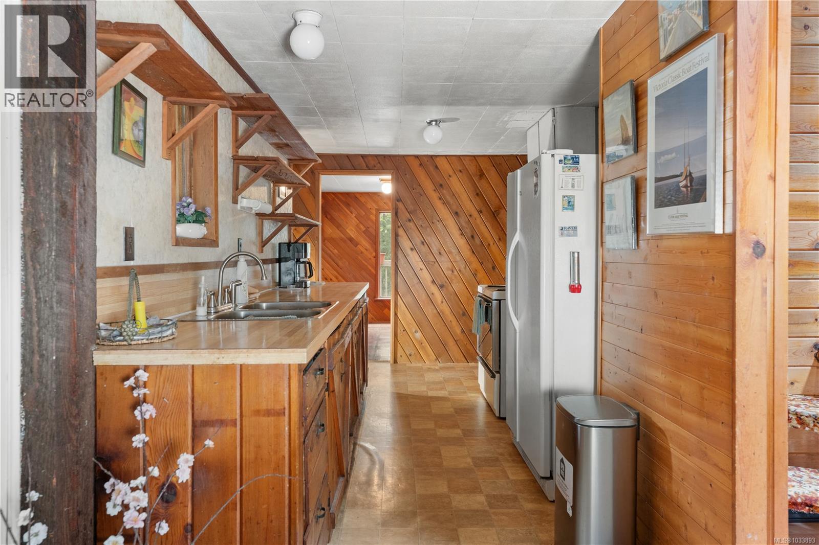 1270 North Rd - 16