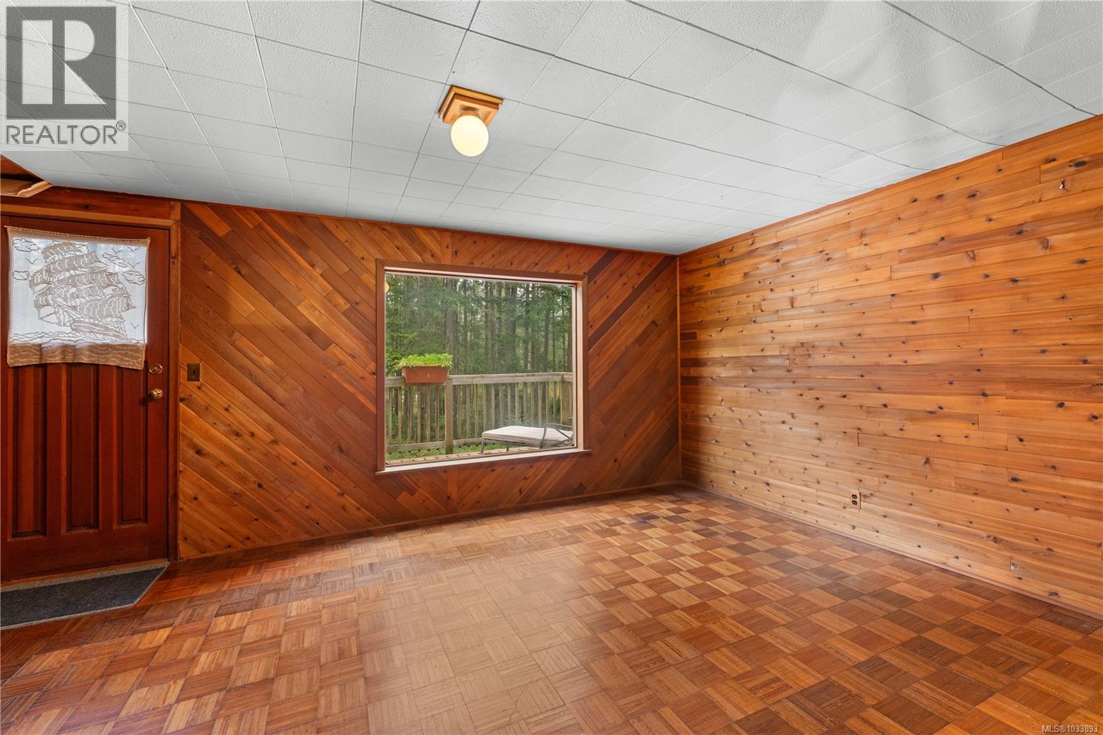 1270 North Rd - 17