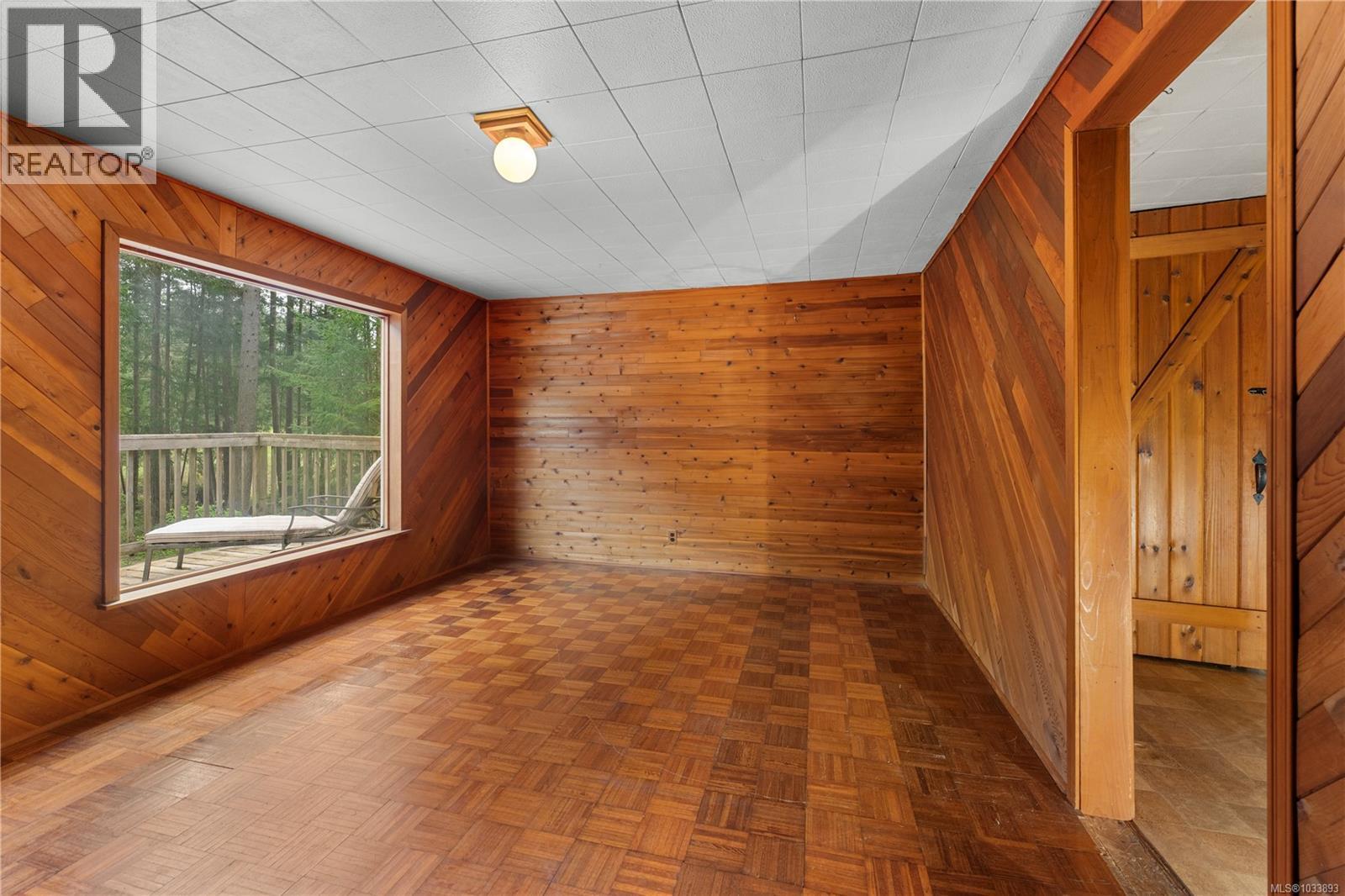 1270 North Rd - 18