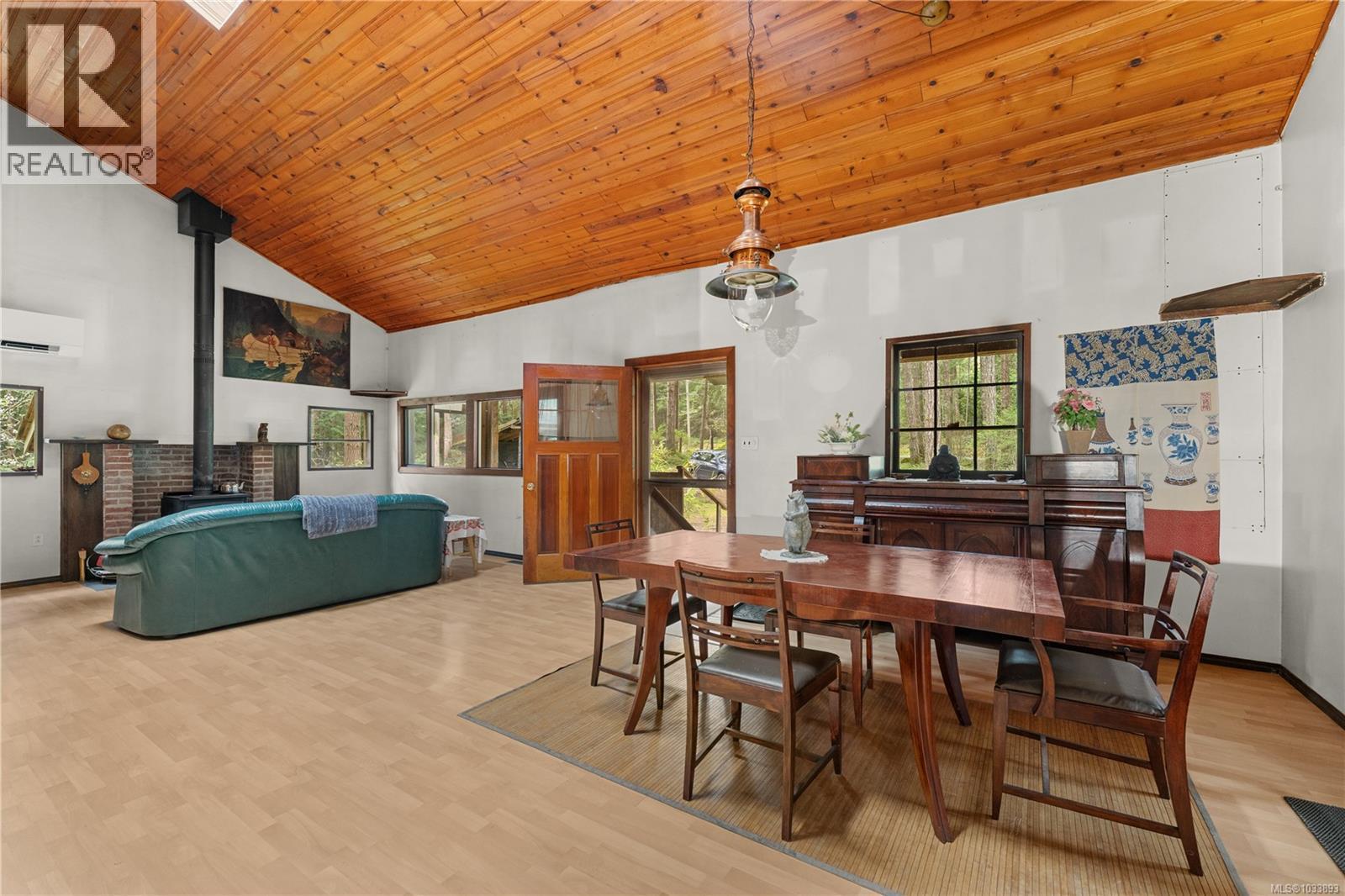 1270 North Rd - 6
