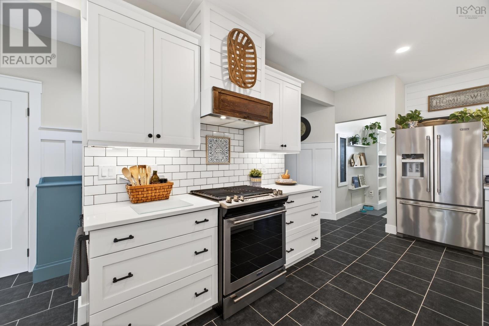 Property 33 of 49 of 200 OLD HALIFAX Road