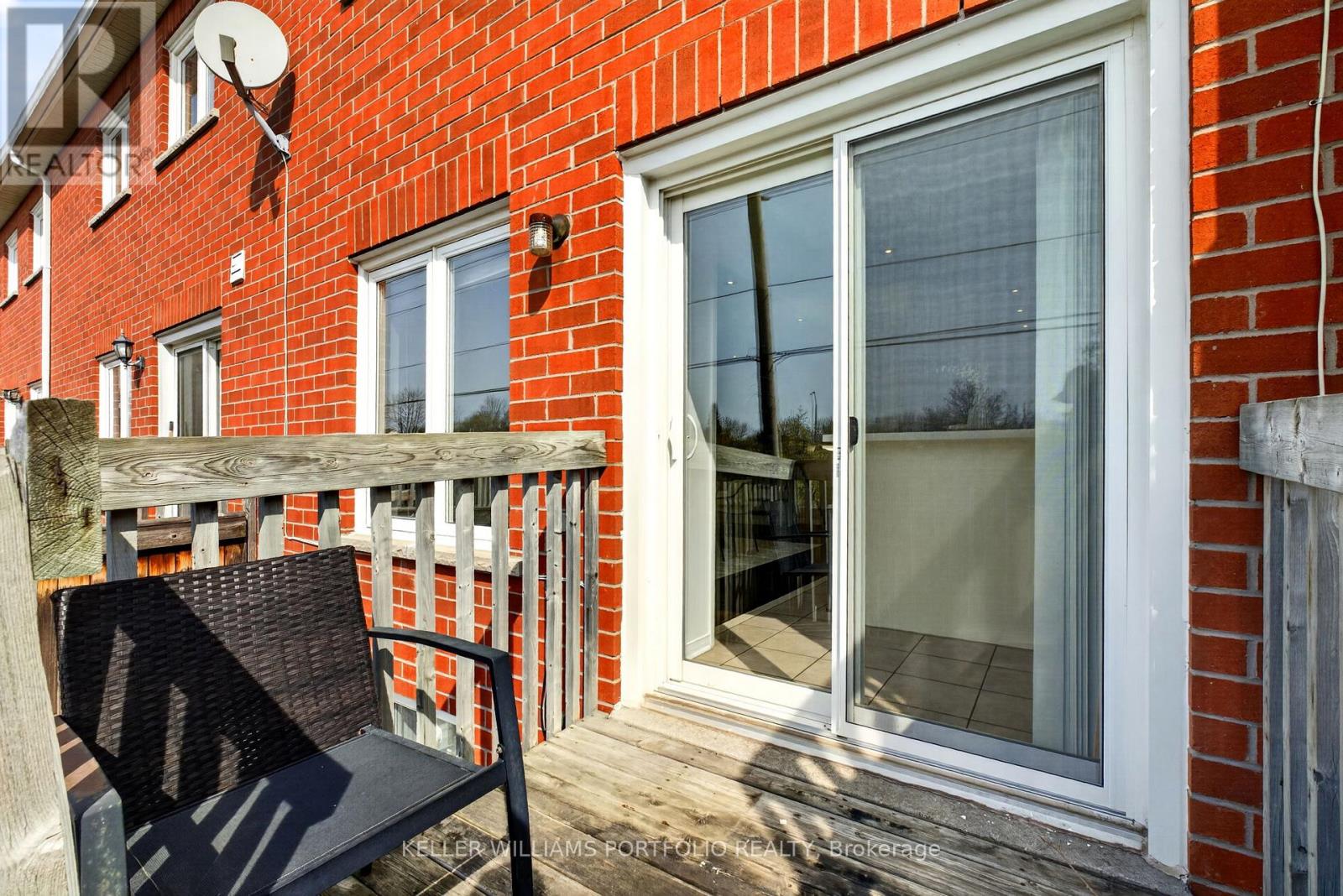 #25 1575 SOUTH PARADE COURT - 37