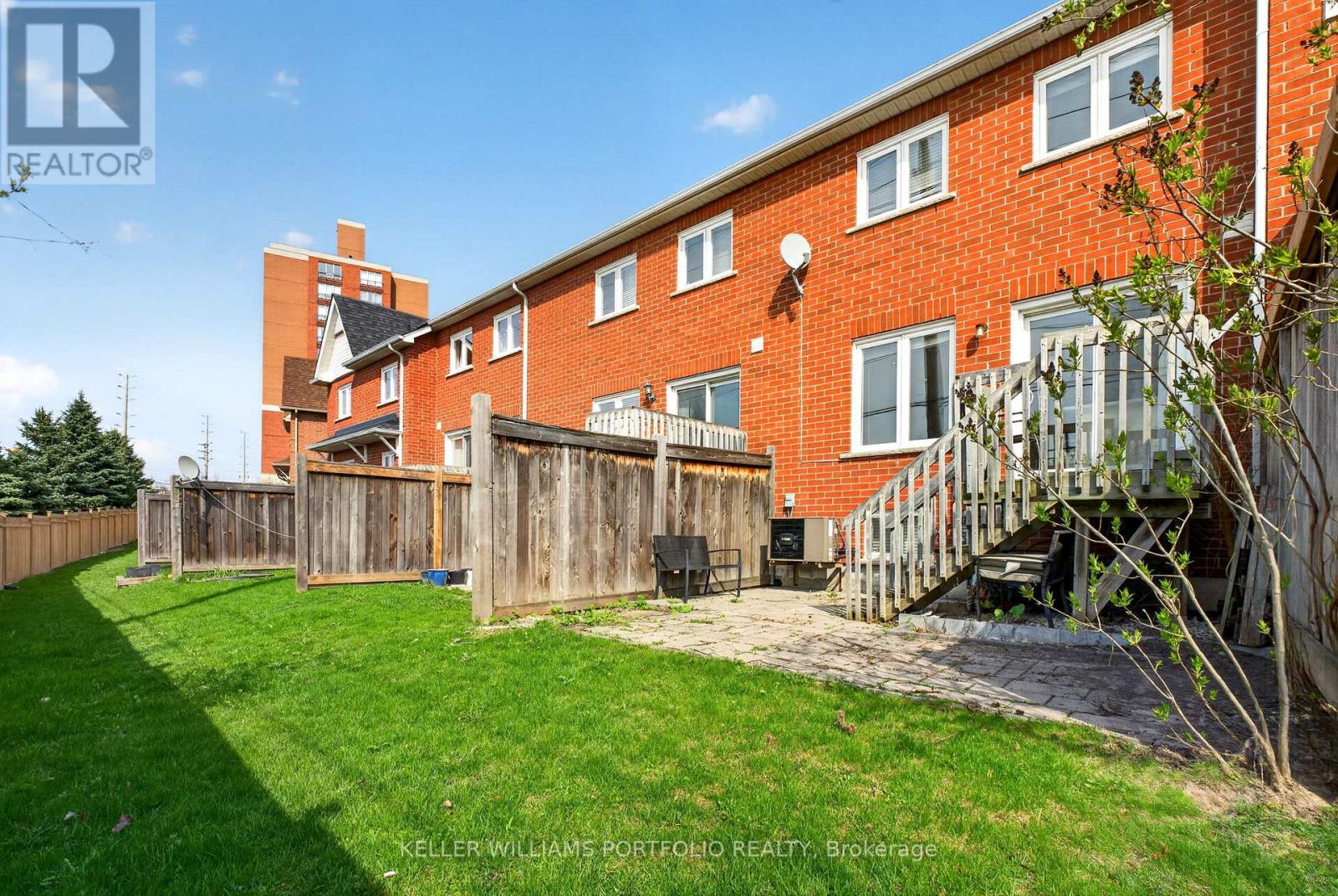#25 1575 SOUTH PARADE COURT - 39