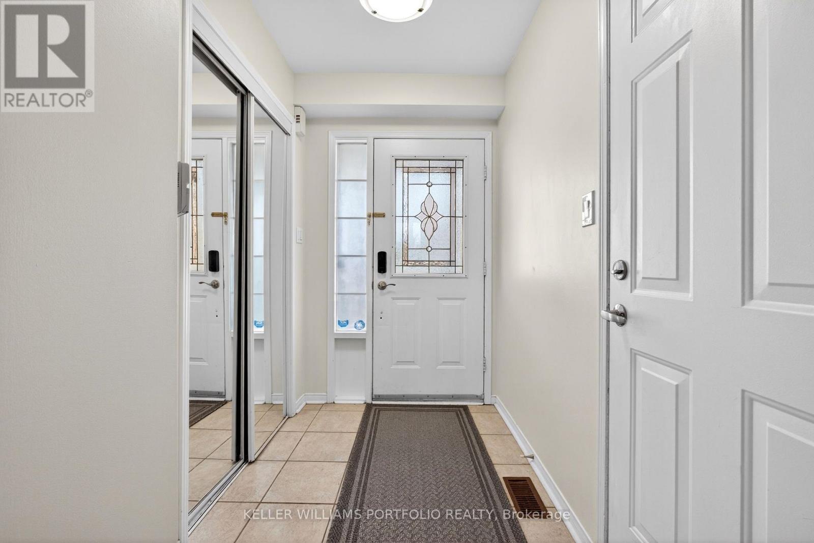 #25 1575 SOUTH PARADE COURT - 4