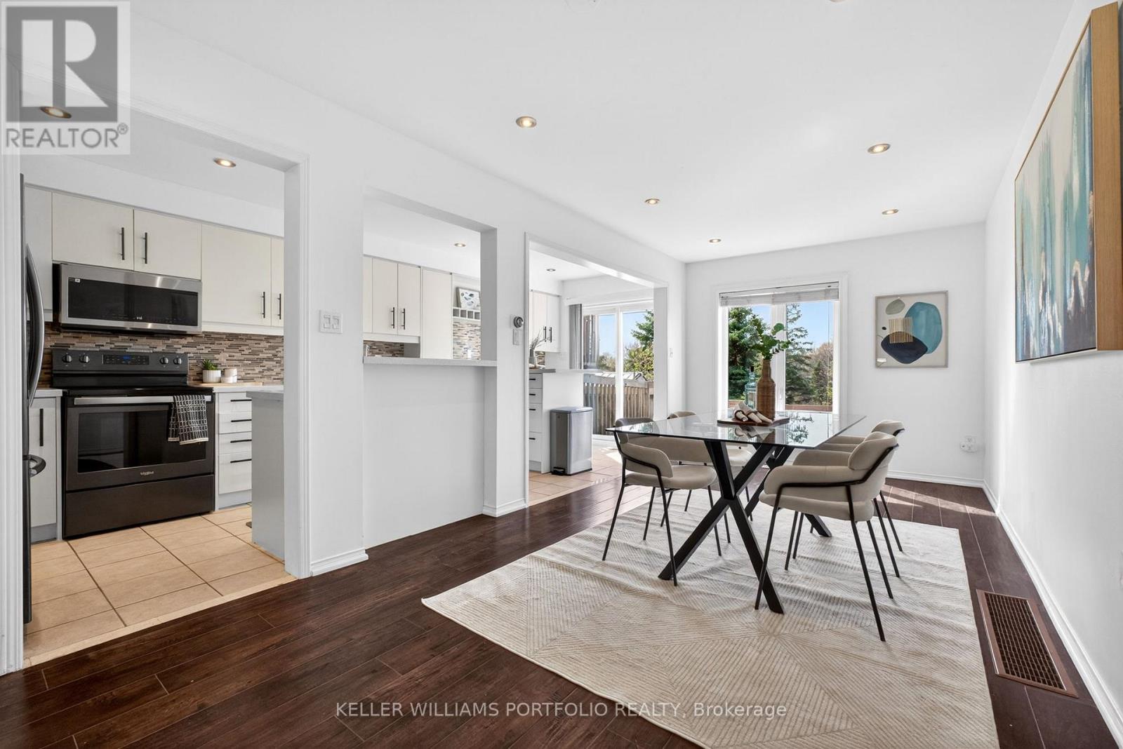 #25 1575 SOUTH PARADE COURT - 7