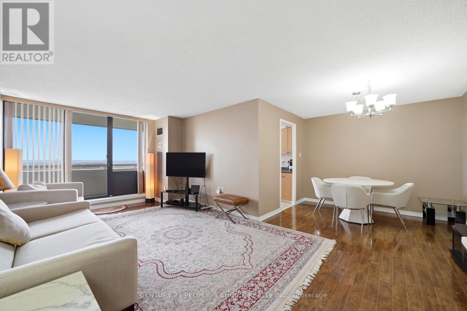 #2109 18 KNIGHTSBRIDGE ROAD - 6