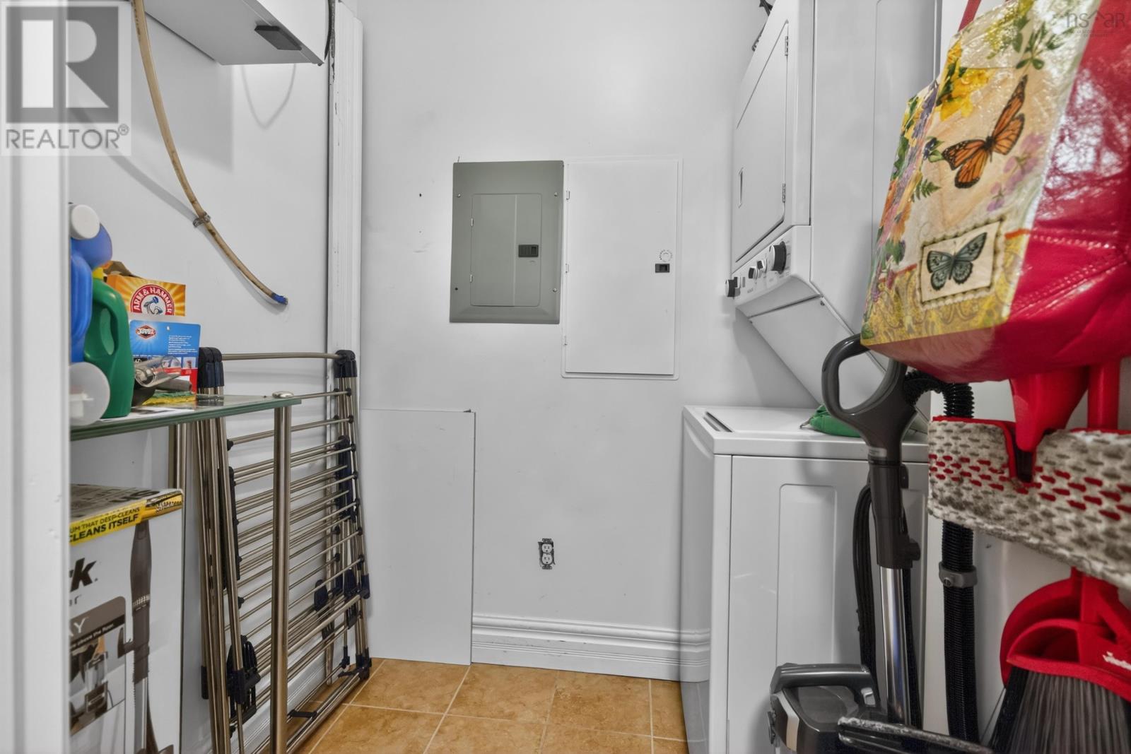 Property 24 of 33 of 301 89 Pebblecreek Crescent