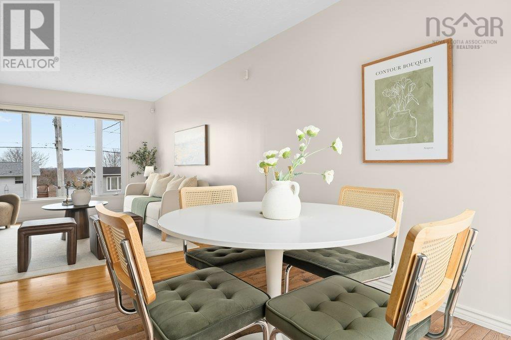 Property 11 of 48 of 120 Flying Cloud Drive